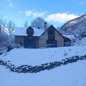 https://chalet-natto.midi-pyreneeshotels.com
